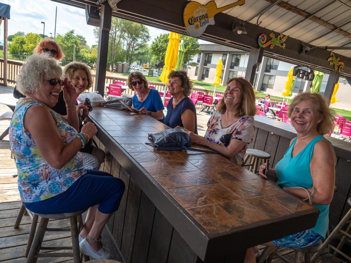 Tawas Bay Beach Resort & Conference Center East Tawas Εξωτερικό φωτογραφία