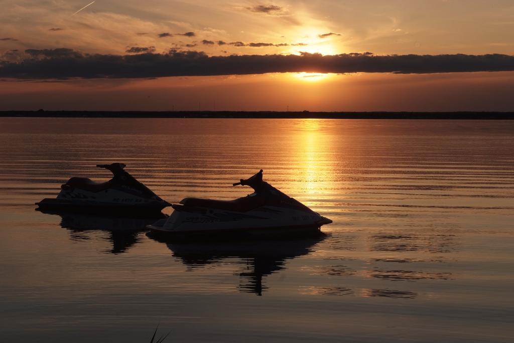 Tawas Bay Beach Resort & Conference Center East Tawas Εξωτερικό φωτογραφία