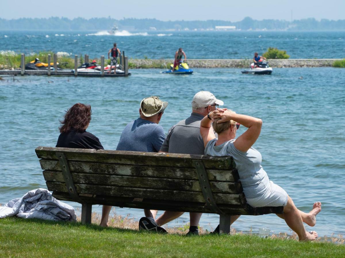 Tawas Bay Beach Resort & Conference Center East Tawas Εξωτερικό φωτογραφία
